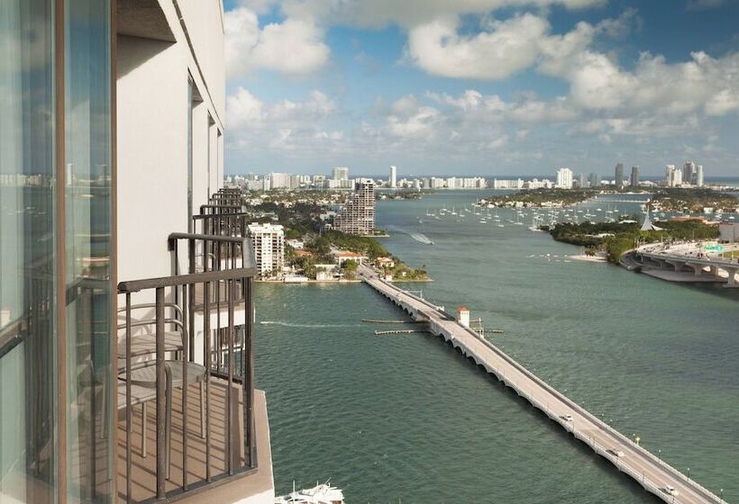 فندق Miami Marriott Biscayne Bay