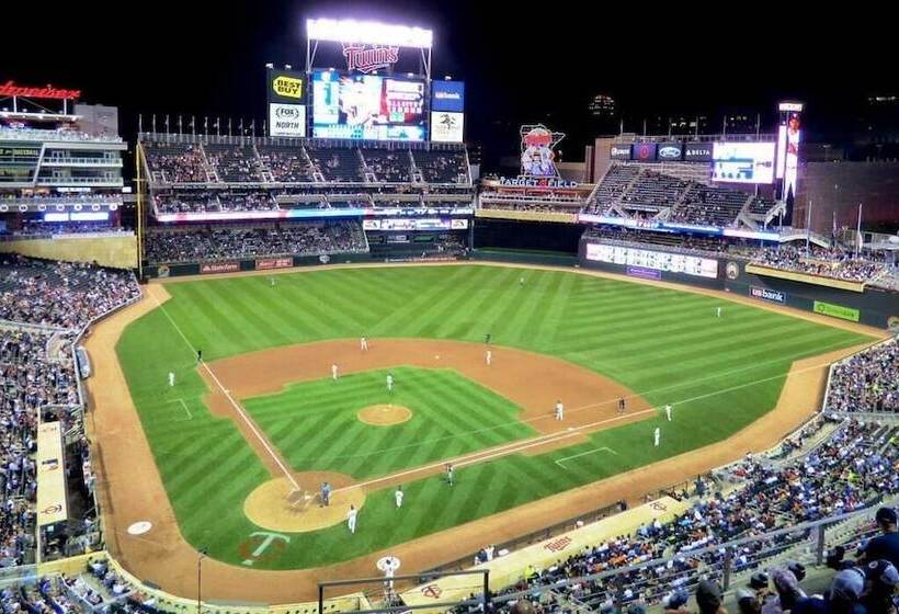 ホテル Minneapolis Marriott City Center