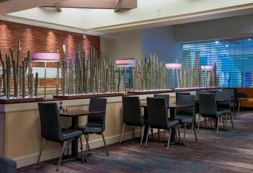 호텔 Minneapolis Marriott Southwest