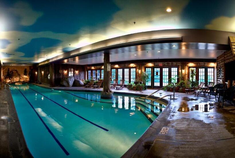 Отель Mirror Lake Inn Resort And Spa