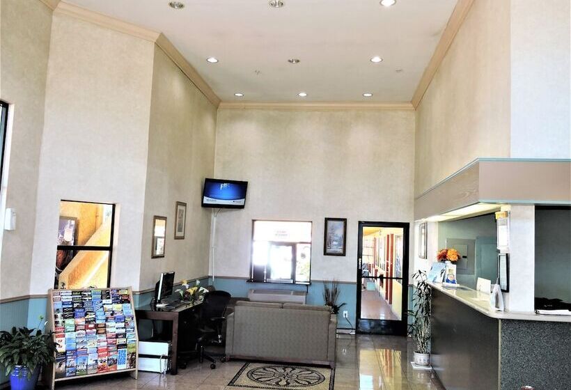 فندق Mission Inn And Suites