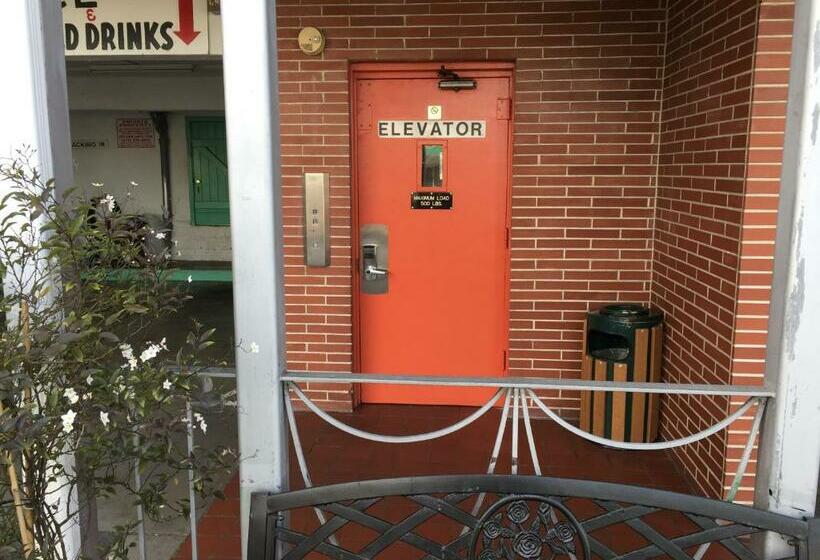 فندق Mission Inn