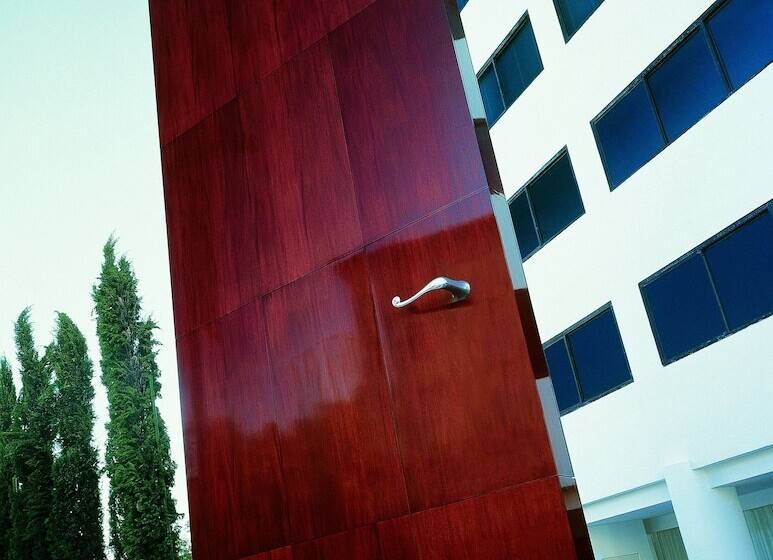 Отель Mondrian Los Angeles In West Hollywood