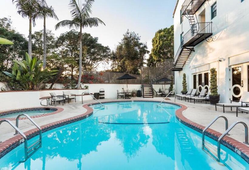 Отель Montecito Inn