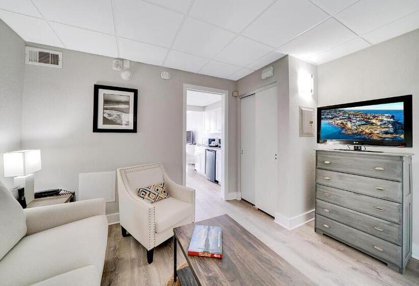 酒店 Montreal Beach Resort