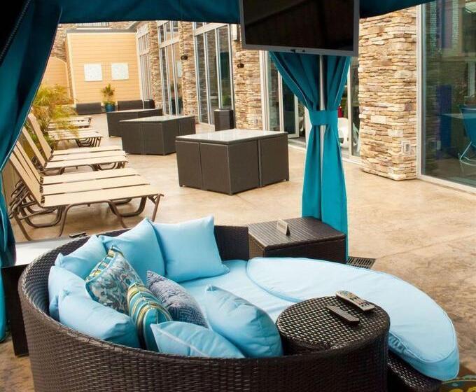 فندق Mount Airy Casino Resort   Adults Only 21 Plus