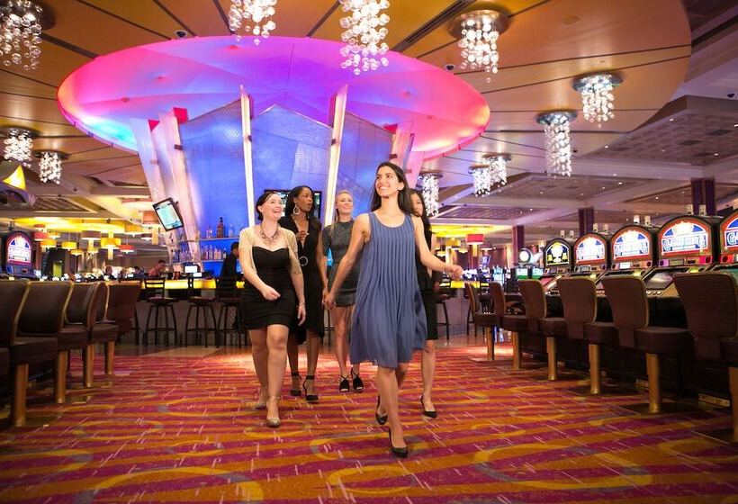 Отель Mount Airy Casino Resort   Adults Only 21 Plus