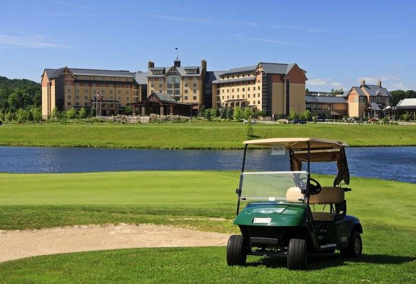 فندق Mount Airy Casino Resort   Adults Only 21 Plus