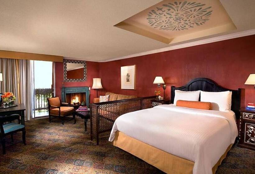 Отель Petit Ermitage