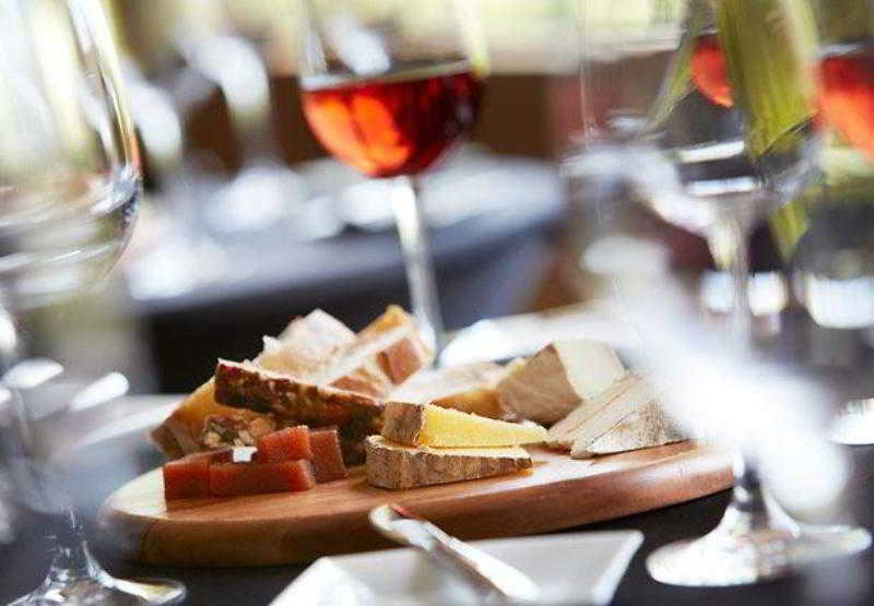 Отель Portland Marriott Downtown Waterfront