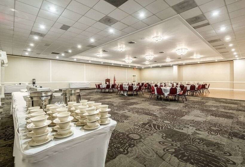 فندق Quality Inn Bradley Bourbonnais