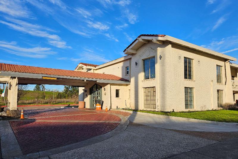 فندق Quality Inn Nacogdoches Near University