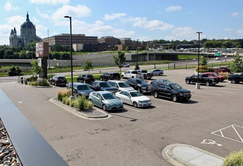 Radisson Hotel St Paul Downtown