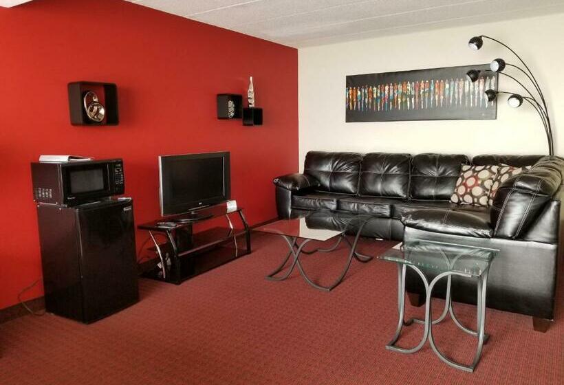 هتل Ramada Plaza & Conf Center By Wyndham Fort Wayne