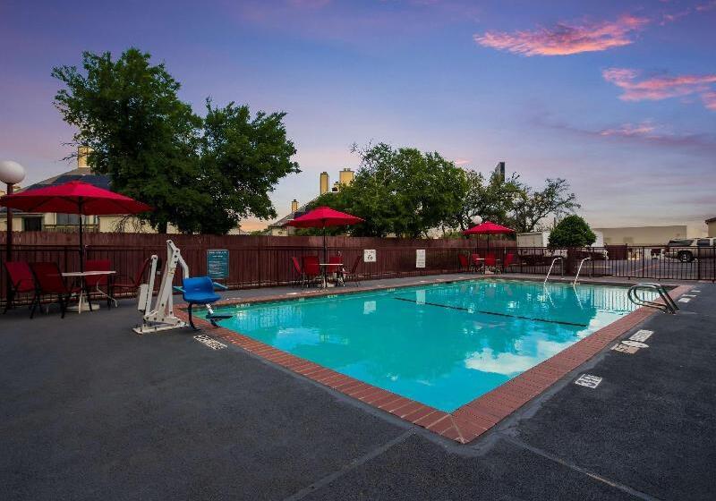 فندق Red Roof Inn North Dallas   Park Central