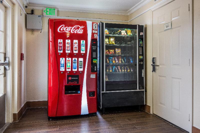 ホテル Red Roof Inn Houston East  I10