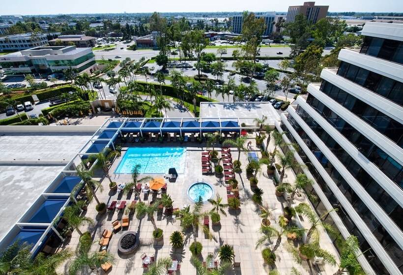 فندق Renaissance Newport Beach