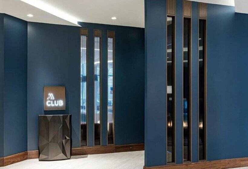 酒店 Richmond Marriott