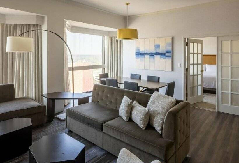 酒店 Richmond Marriott