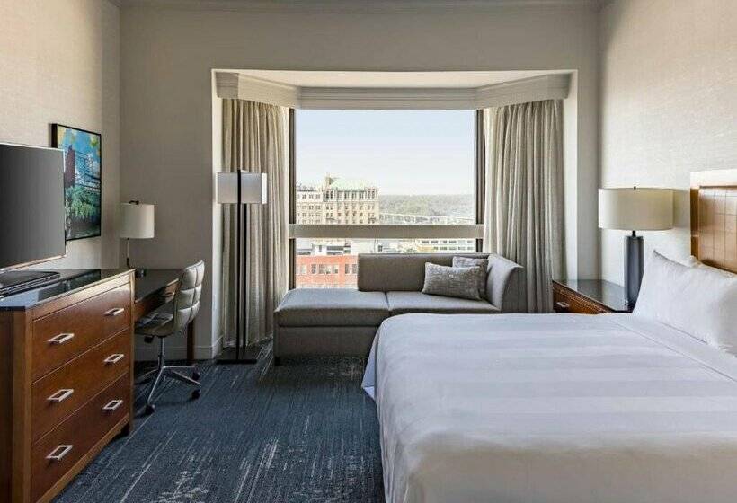 酒店 Richmond Marriott