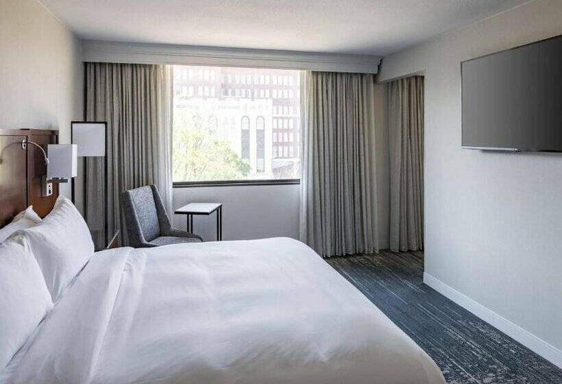 酒店 Richmond Marriott