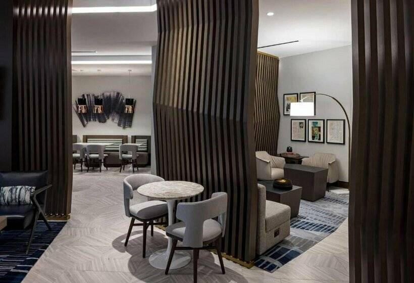 酒店 Richmond Marriott