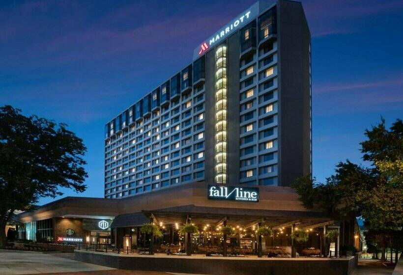 酒店 Richmond Marriott