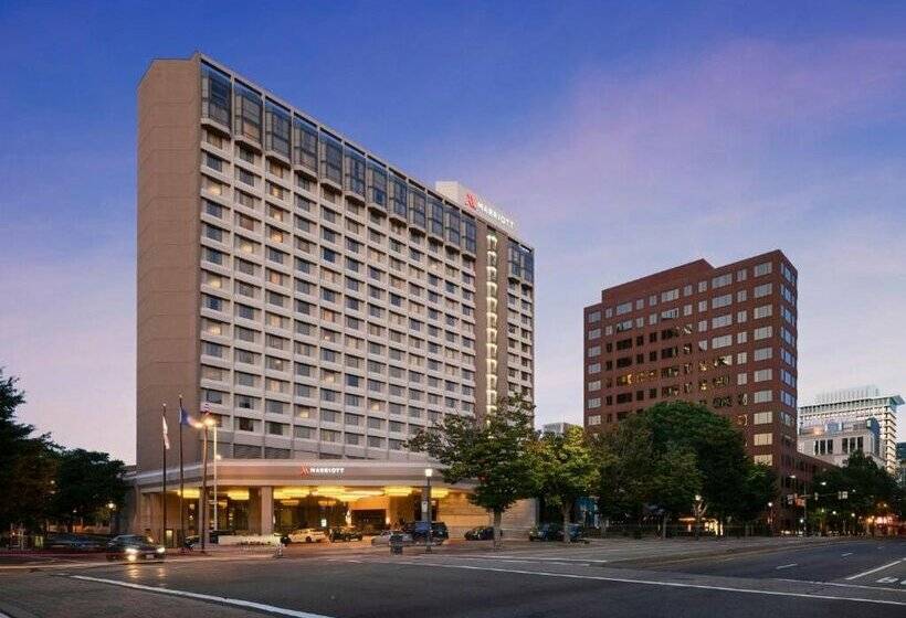 酒店 Richmond Marriott