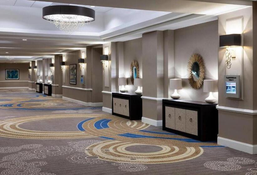 酒店 Richmond Marriott