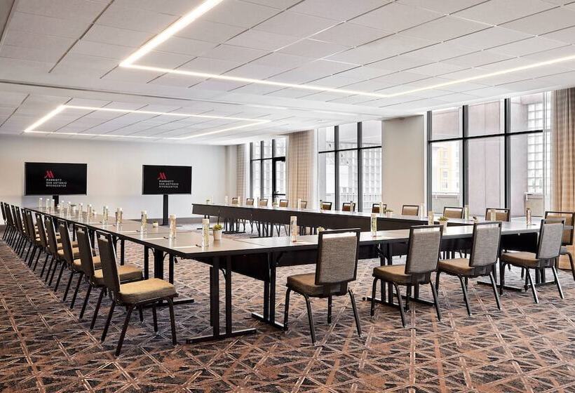 בית מלון כפרי San Antonio Marriott Rivercenter On The River Walk