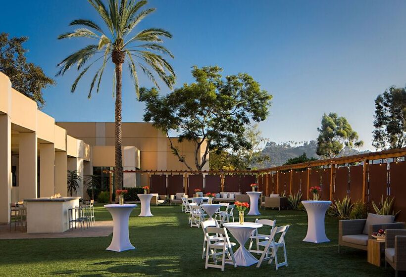Отель San Diego Marriott Mission Valley