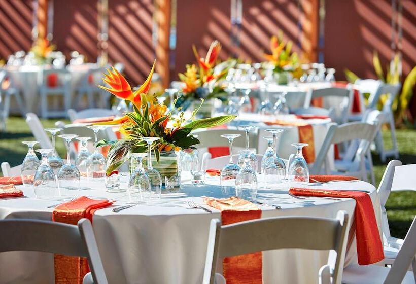 Отель San Diego Marriott Mission Valley