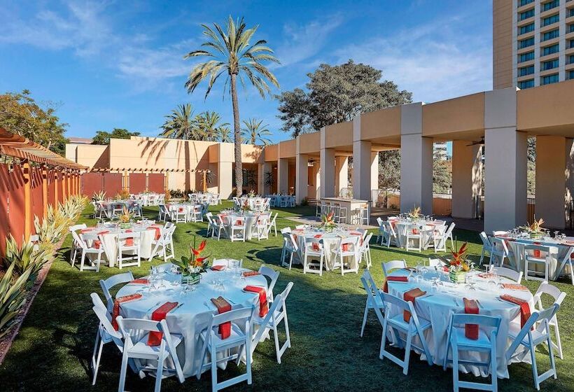 Отель San Diego Marriott Mission Valley