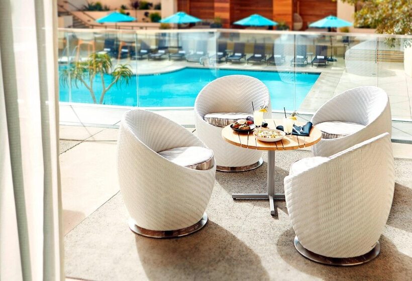 Отель San Diego Marriott Mission Valley