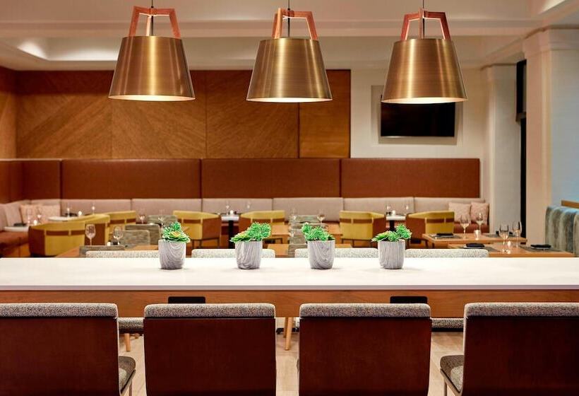 Отель San Diego Marriott Mission Valley