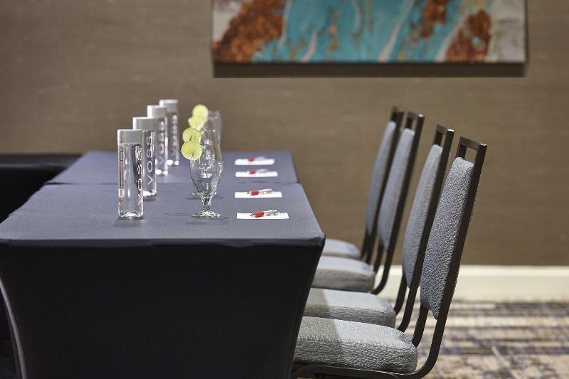 Отель San Diego Marriott Mission Valley