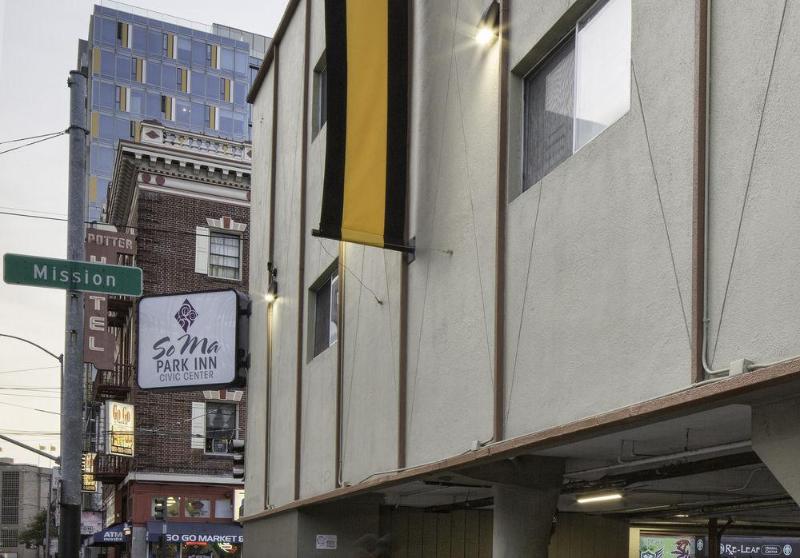 فندق Soma Park Inn