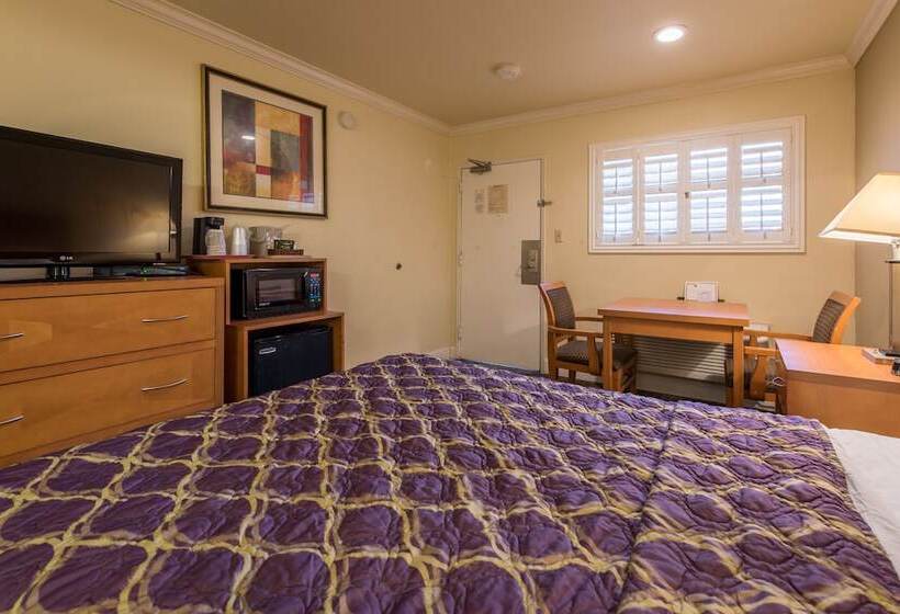 فندق Soma Park Inn