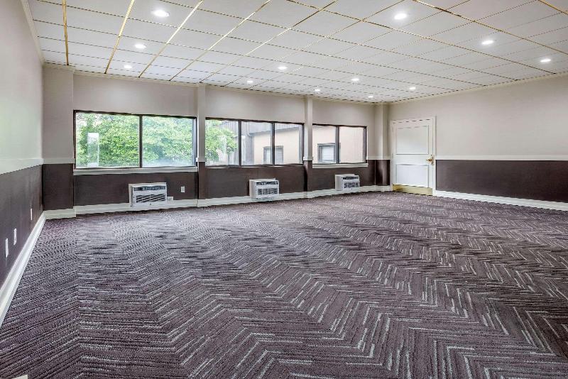 فندق Somerset Lofts