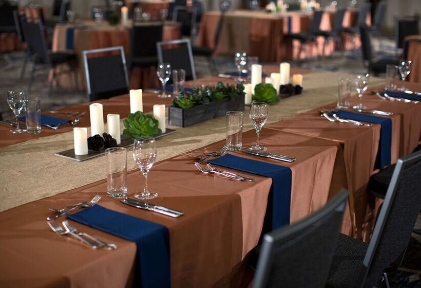 هتل Sonesta Nashville Airport