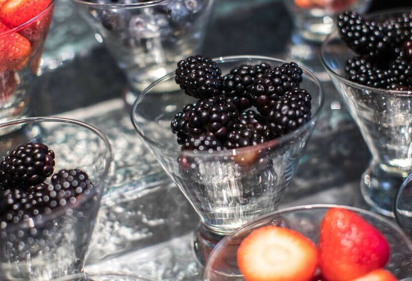 هتل Sonesta Nashville Airport