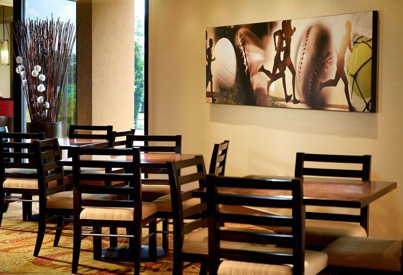 هتل Sonesta Nashville Airport