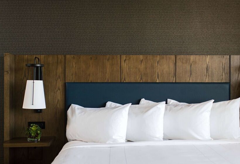 هتل Sonesta Nashville Airport