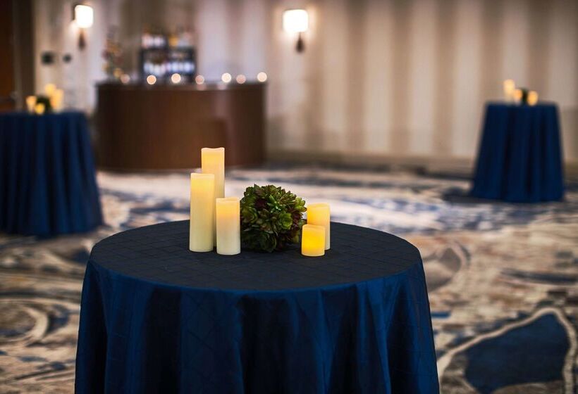 هتل Sonesta Nashville Airport