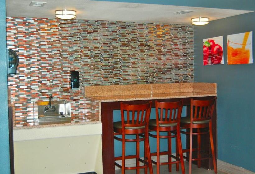 호텔 Stay Express Inn Dallas Fair Park / Downtown