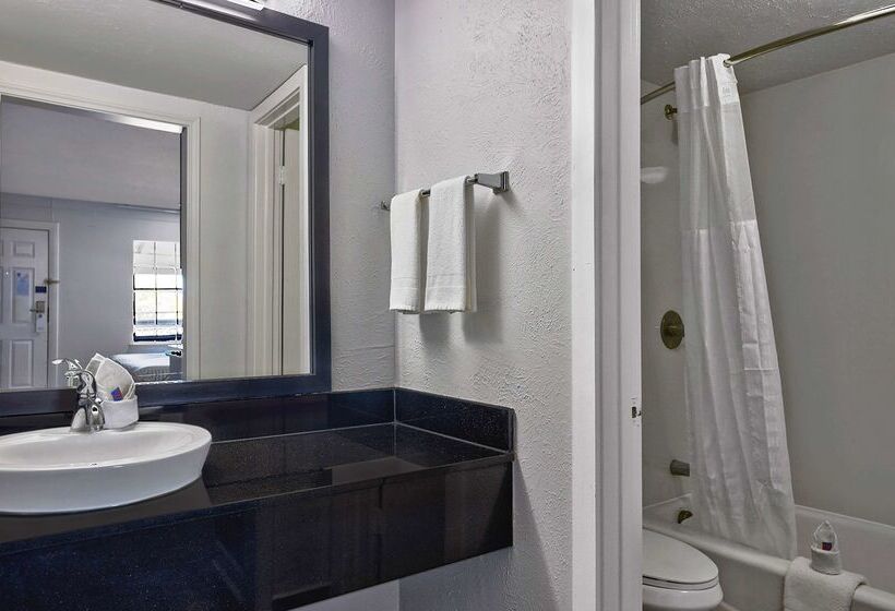 Отель Studio 6denton, Tx  Unt