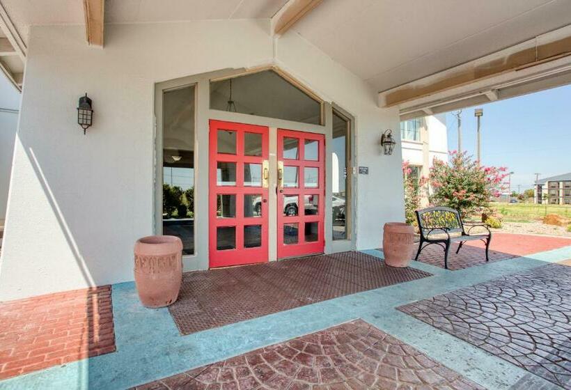 בית מלון כפרי Sunset Inn Oklahoma City