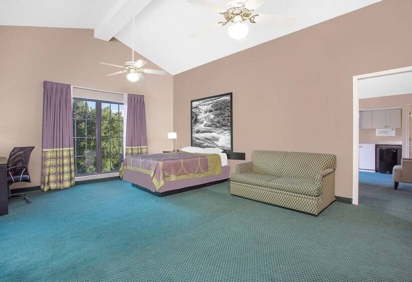 فندق Super 8 By Wyndham Austell/six Flags