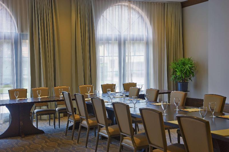 فندق The Alfond Inn