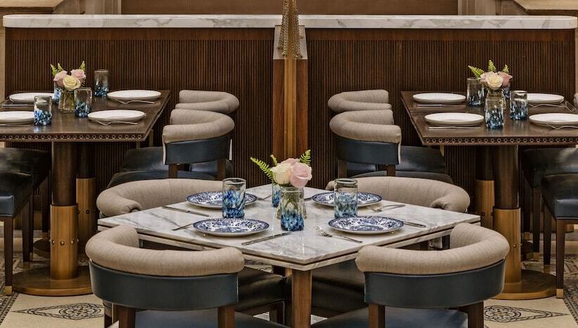 هتل The Langham Boston